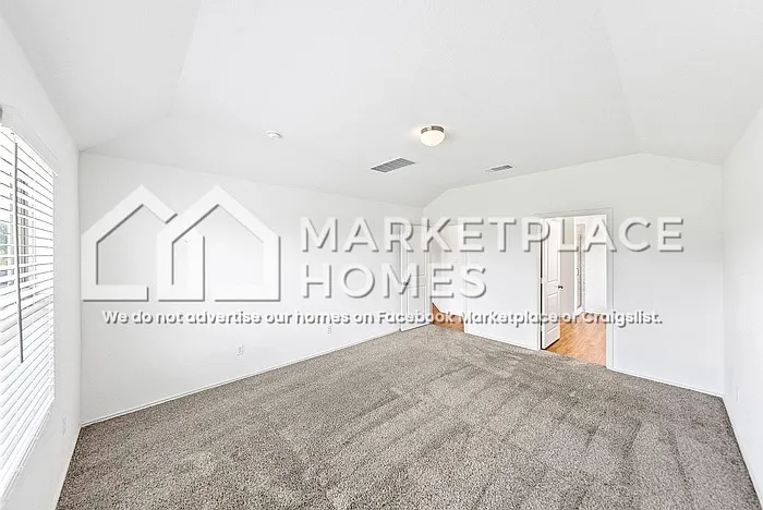 3416 Pauling Loop — Photo 16