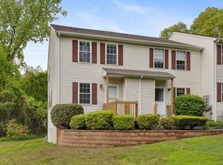 745 Merrow Rd APT 113, Coventry, CT 06238