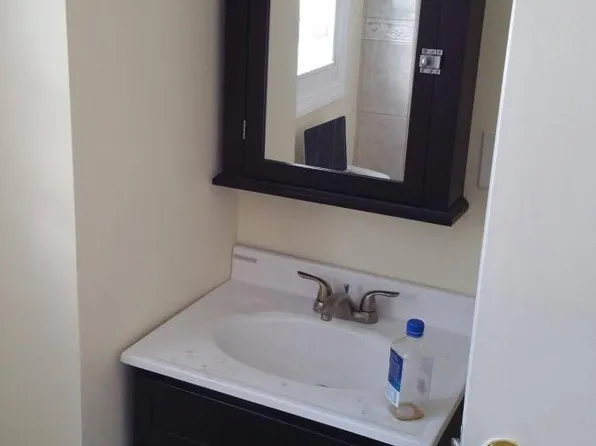 566 Broadway #3, Newark, NJ 07104