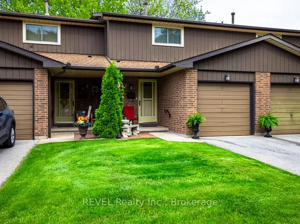 64 Forster St #2, Saint Catharines, ON L2N 6T5