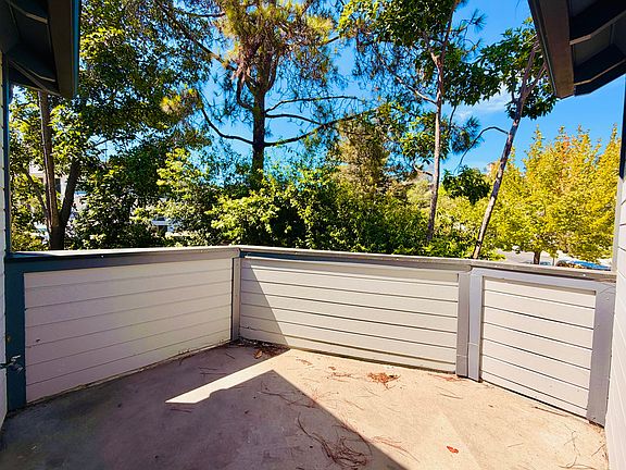 4th image of 521 W Montecito St APT 10