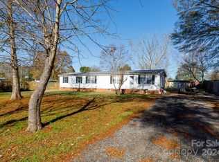 982 Daves Rd, York, SC 29745