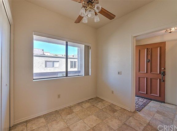4th image of 19029 Nordhoff St Unit 206