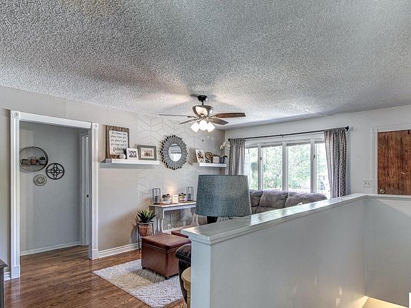2nd image of 5620 Dove Cir