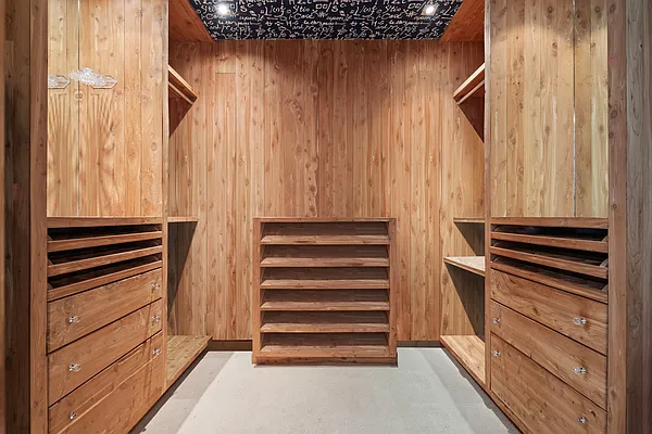 Sold by Corcoran | media 12