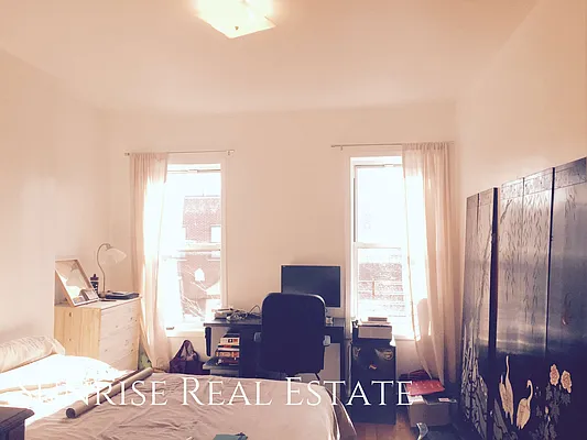 Rented by Sunrise Real Estate | media 14