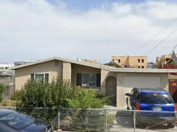 1165 Palm Ave, Seaside, CA 93955