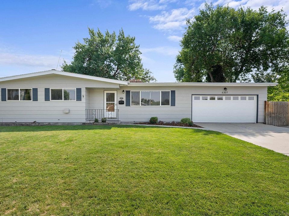 1st image of 6307 W Colonial Dr