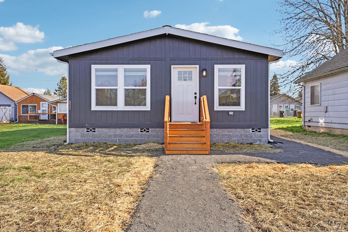 23rd Ave-S0702-001.jpg