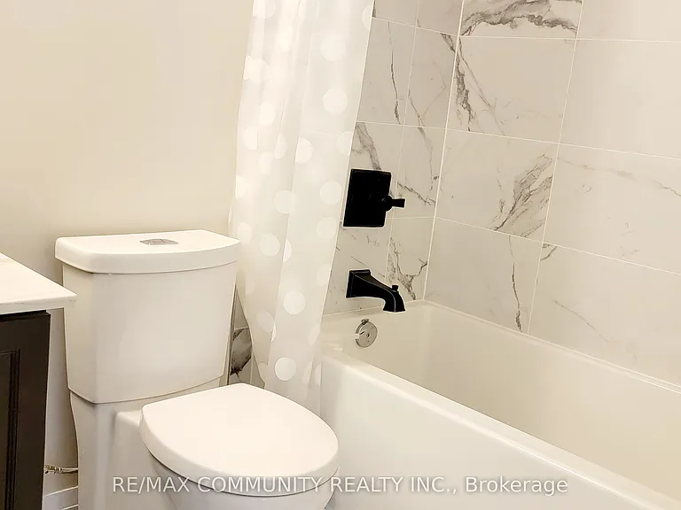 9075 Jane St #1708 — Photo 16