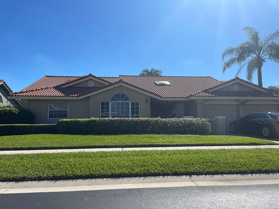 1st image of 6215 Golf Villas Dr
