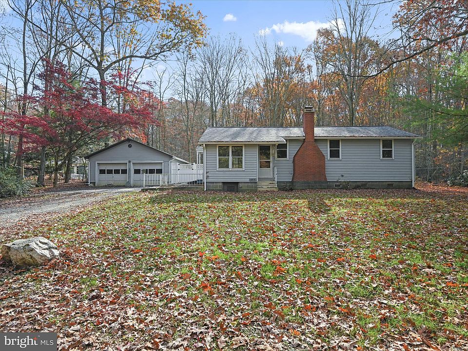 1st image of 444 Hughes St
