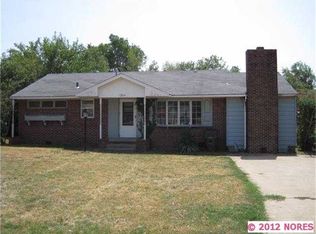 1804 E 11th St, Okmulgee, OK 74447