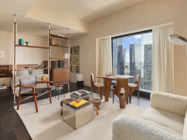 125 Greenwich Street 66H image 1 of 11
