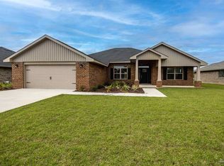 6281 Pineapple Dr, Milton, FL 32570