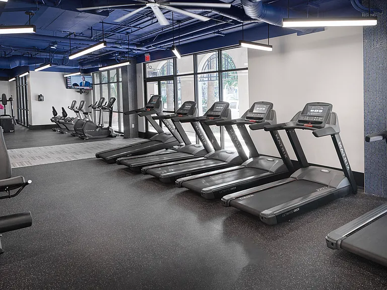 The Promenade Rio Vista Apartments — Photo 40
