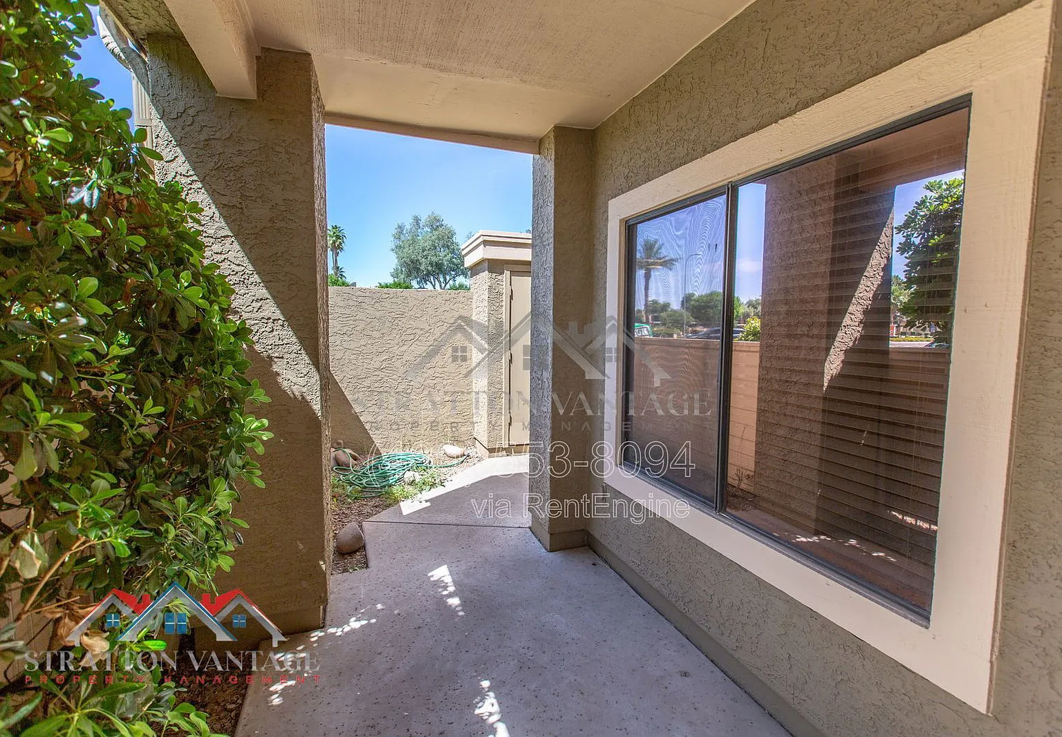 2 bed, 2.0 bath, 999 sqft, $1,549 — Photo 3