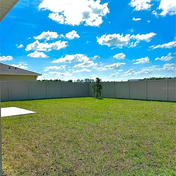 5844 SW 132nd Pl — Photo 3
