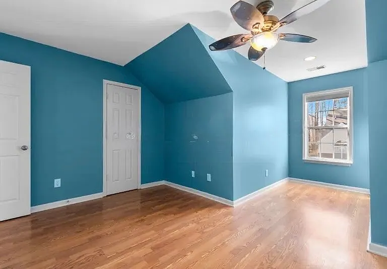 8407 Southgate Commons Dr — Photo 10