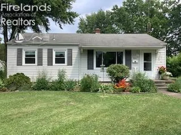 841 Monroe St, Pt Clinton, OH 43452