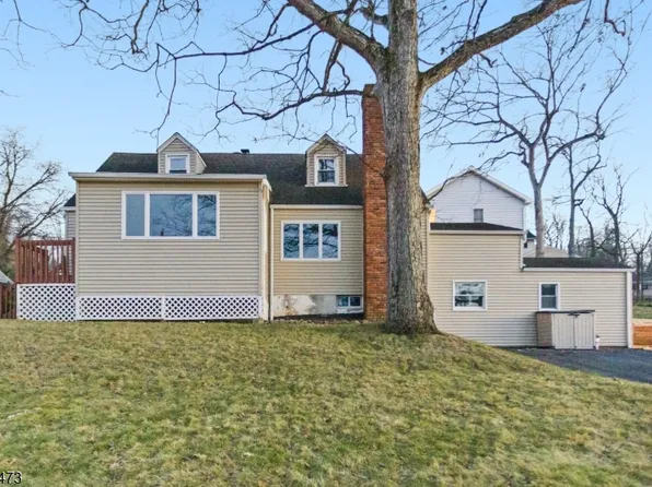 83 Mountain Blvd, Watchung, NJ 07069