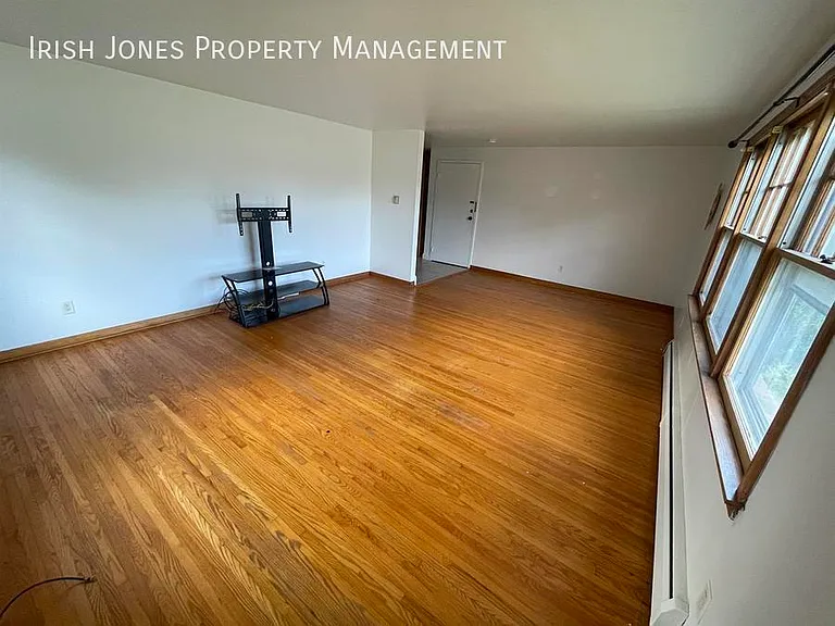 864 Millersport Hwy #1 — Photo 3