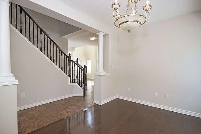 864 Teakwood Ln — Photo 16