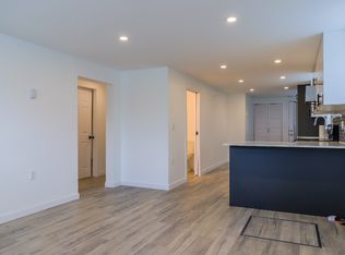 4436 Windsor St, Vancouver, BC V5V 5C9