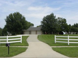 1106 W Ryan Rd, Grain Valley, MO 64029