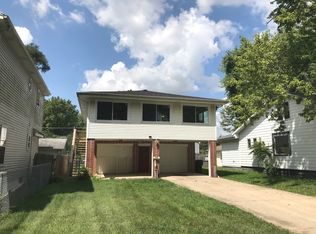 131 Independence Ave, Joliet, IL 60433