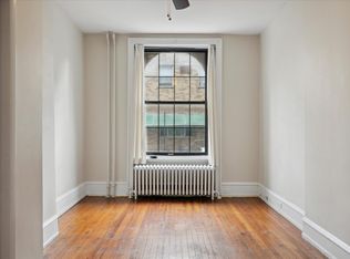 1518 S 10th St, Philadelphia, PA