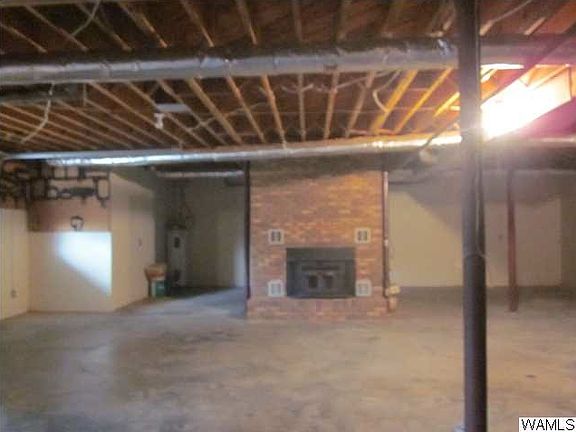 5th image of 15372 Bridgeview Dr