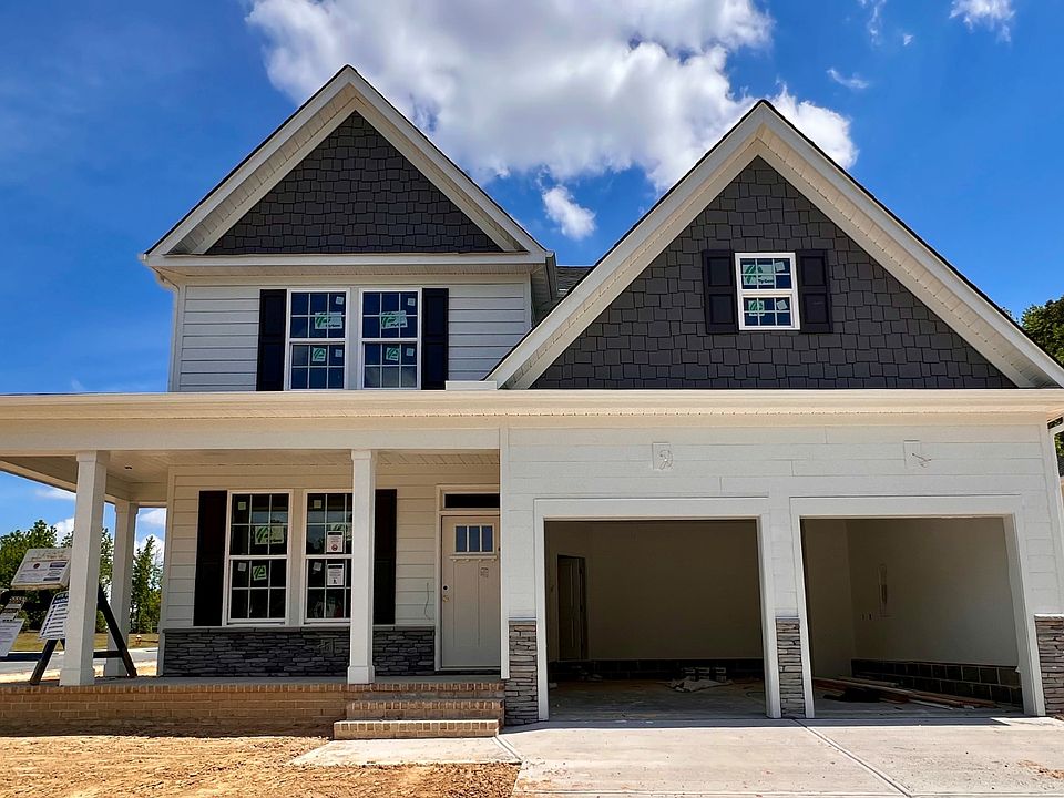 1st image of 605 Deer Pond Way