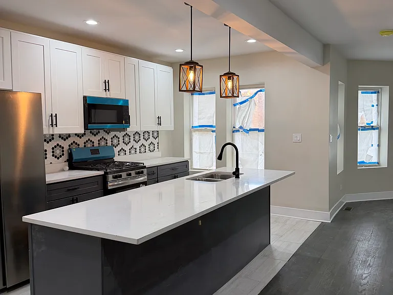 7948 S Evans Ave #8 — Photo 1