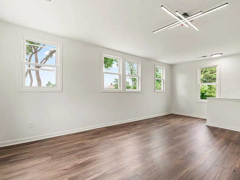 753 W Washington St #B — Photo 21