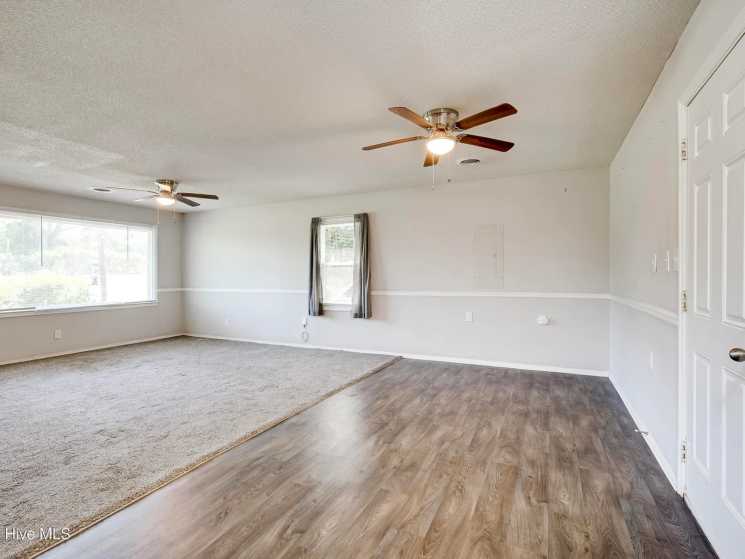 3 bed, 2.0 bath, 1326 sqft, $1,450 — Photo 4
