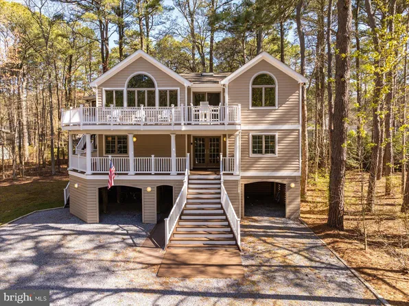 5 Bridge Rd, Bethany Beach, DE 19930