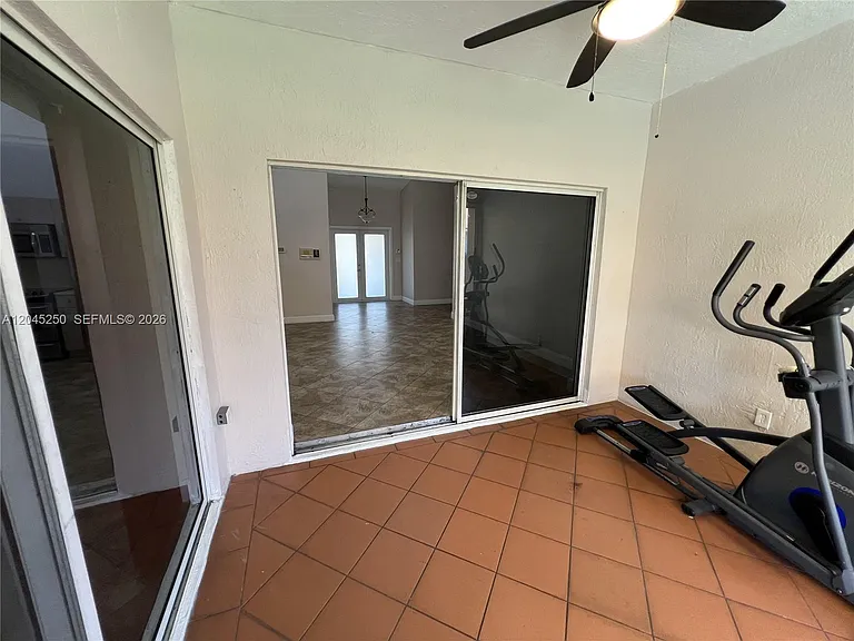 8842 NW 142nd Ln — Photo 27