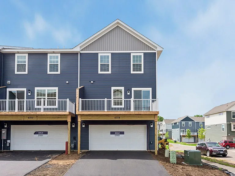 6719 Hinterland Trl S — Photo 31