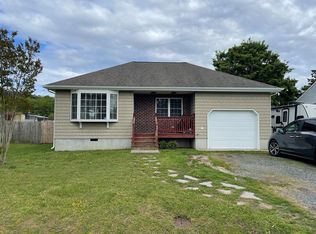 4215 Adron St, Exmore, VA 23350