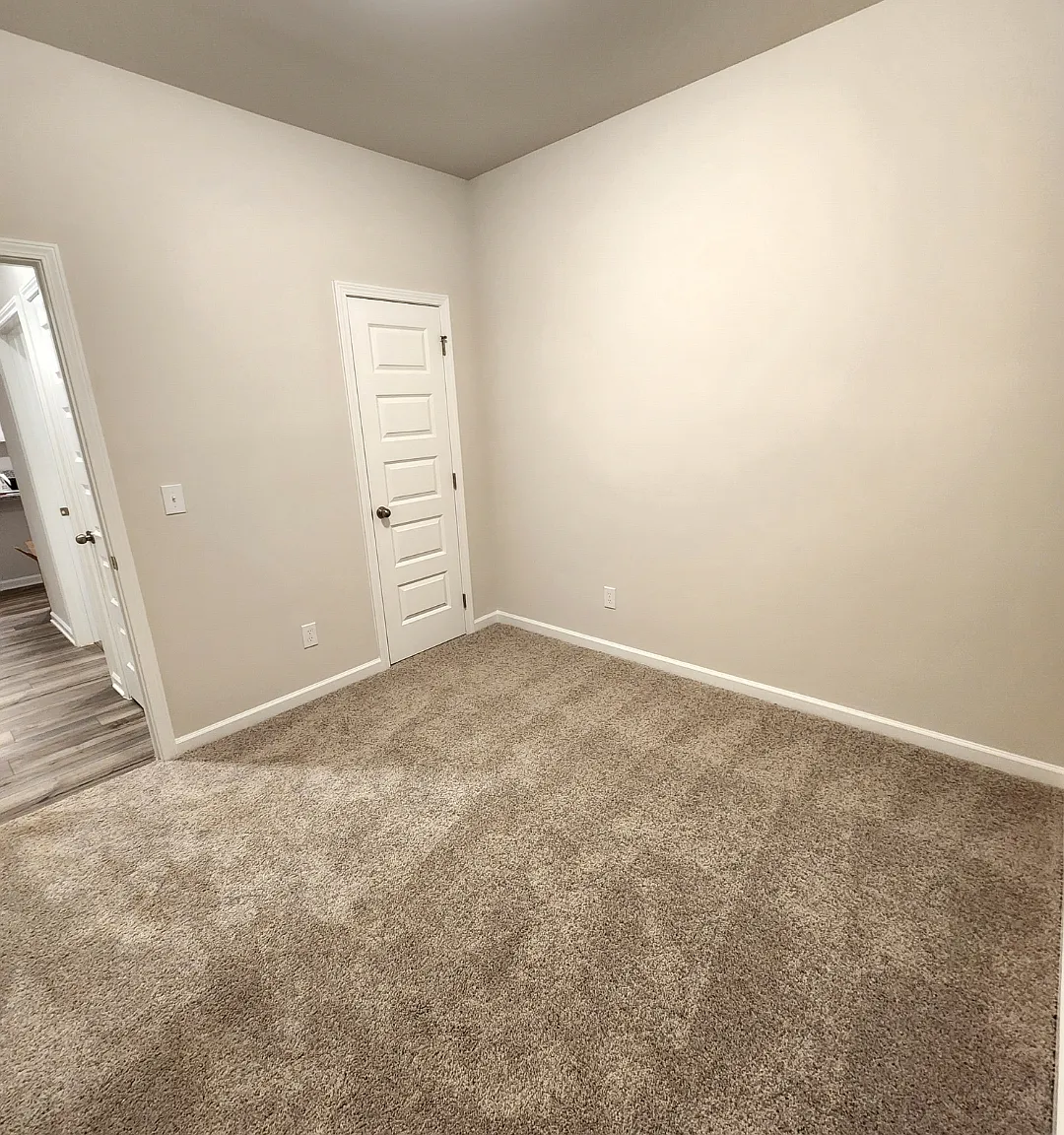 3 bed, 1501 sqft, $600 — Photo 3