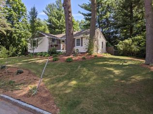 67 Middlebrook Dr, Springfield, MA 01129