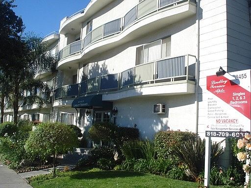 1st image of 8455 Lindley Ave APT 206