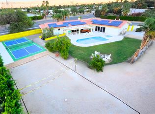 2099 E Racquet Club Rd, Palm Springs, CA 92262