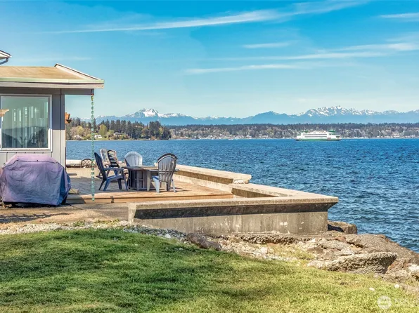 10873 Point Vashon Drive SW, Vashon, WA 98070