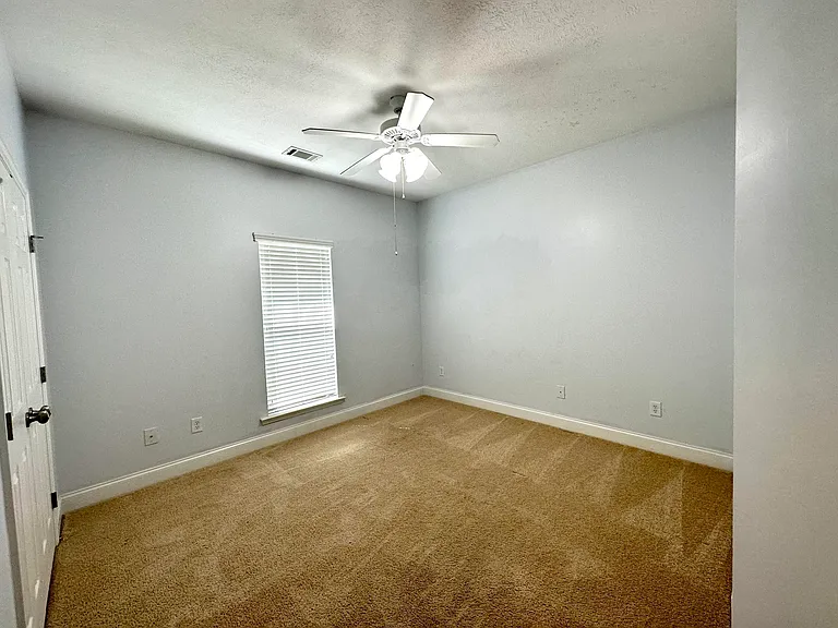 4458 Galway Dr — Photo 25