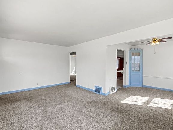 5th image of 10144 Cabot Dr