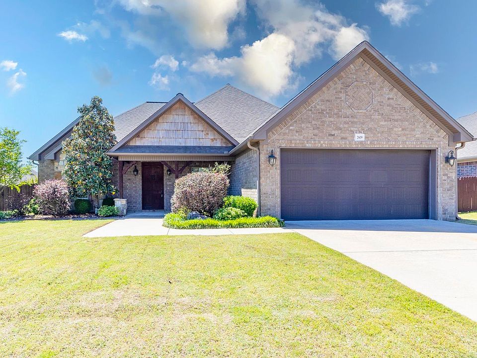 1st image of 2809 Darrel Dr