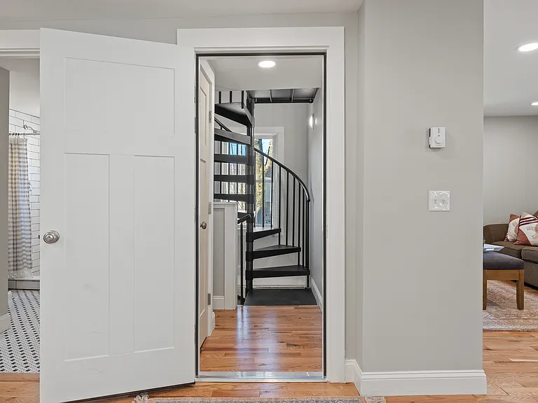 80 Mount Vernon Ave #1 — Photo 6