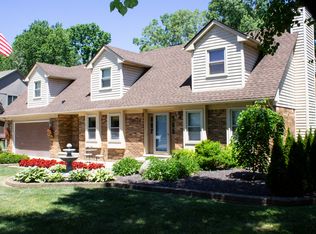 31077 Sikon Rd, Chesterfield, MI 48047